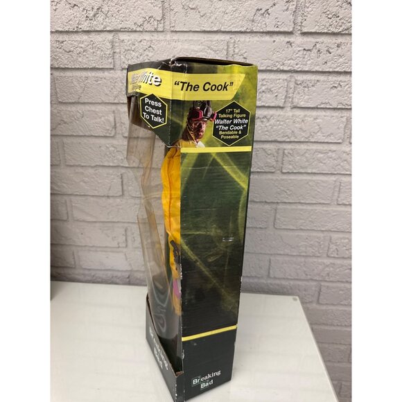 Walter White Talking Figure “ The Cook” 17” Collectible With 16 Iconic Quotes - Picture 3 of 6